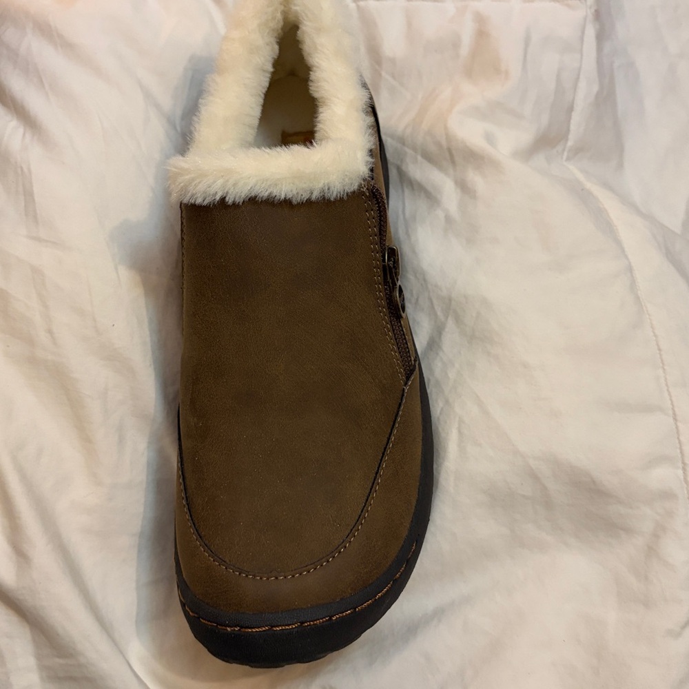 J Sport Women's Cozy Brown Ankle Booties - Picture 3 of 3